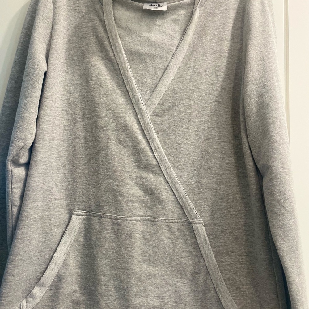 Gray Amalli Talli V Neck With a Snap Hoodie